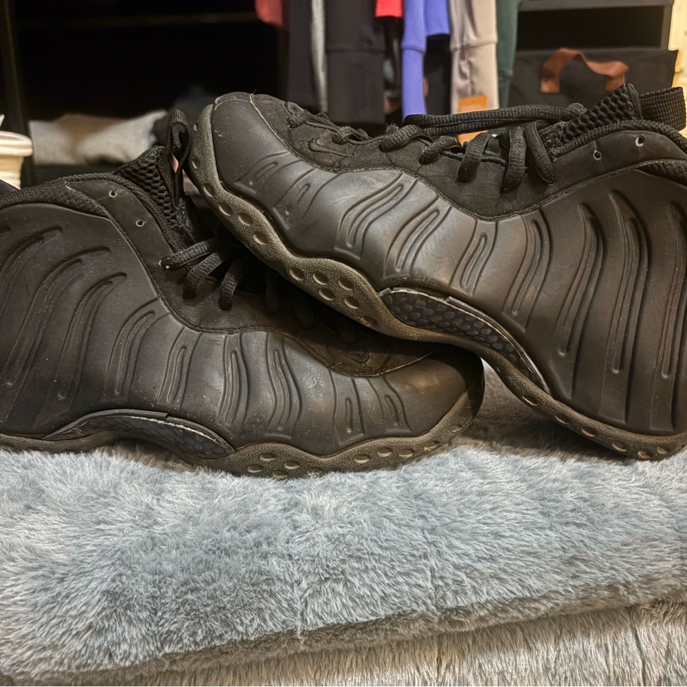 Nike Black Foamposite One Sneakers